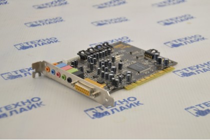 Внутренняя звуковая карта Sound Blaster SB0220