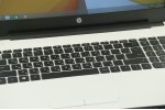 HP 15-af024ur (AMD E1-6015/4Gb/500Gb/AMD Radeon 8240/15.6/Win 8.1)