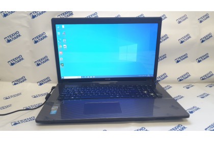 DNS W670SHQ (Intel Core i5-4200m/8Gb/500Gb/Nvidia 740m 2Gb/DVD-RW/17.3/Win 10)