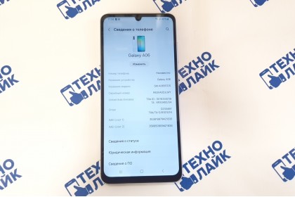 Samsung Galaxy A06 4Gb/64Gb белый SM-A065F/DS б/у