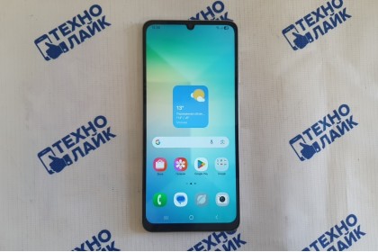 Samsung Galaxy A06 4Gb/64Gb золотой SM-A065F/DS б/у